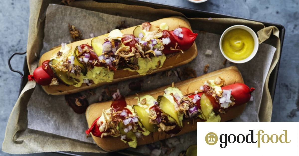 Dois hot dogs dinamarqueses